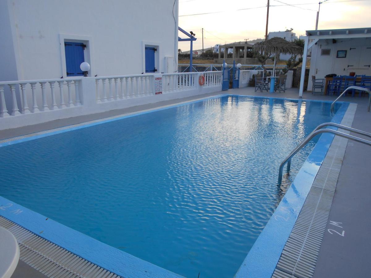Studios Apartments Kapetanios Perissa  Exterior photo