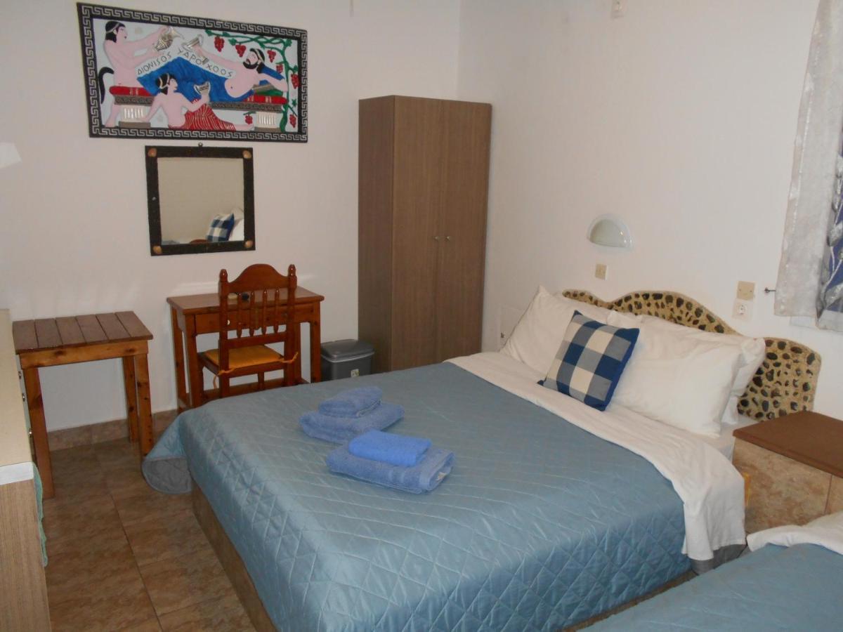 Studios Apartments Kapetanios Perissa  Exterior photo