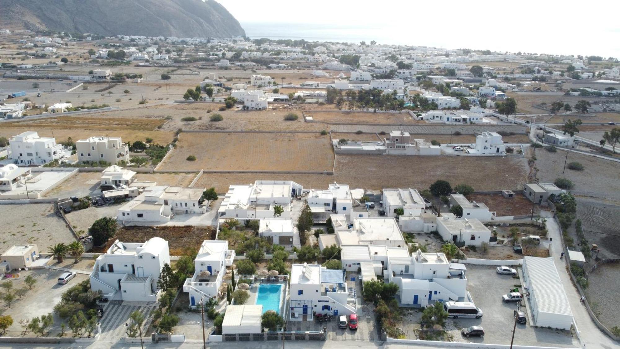 Studios Apartments Kapetanios Perissa  Exterior photo