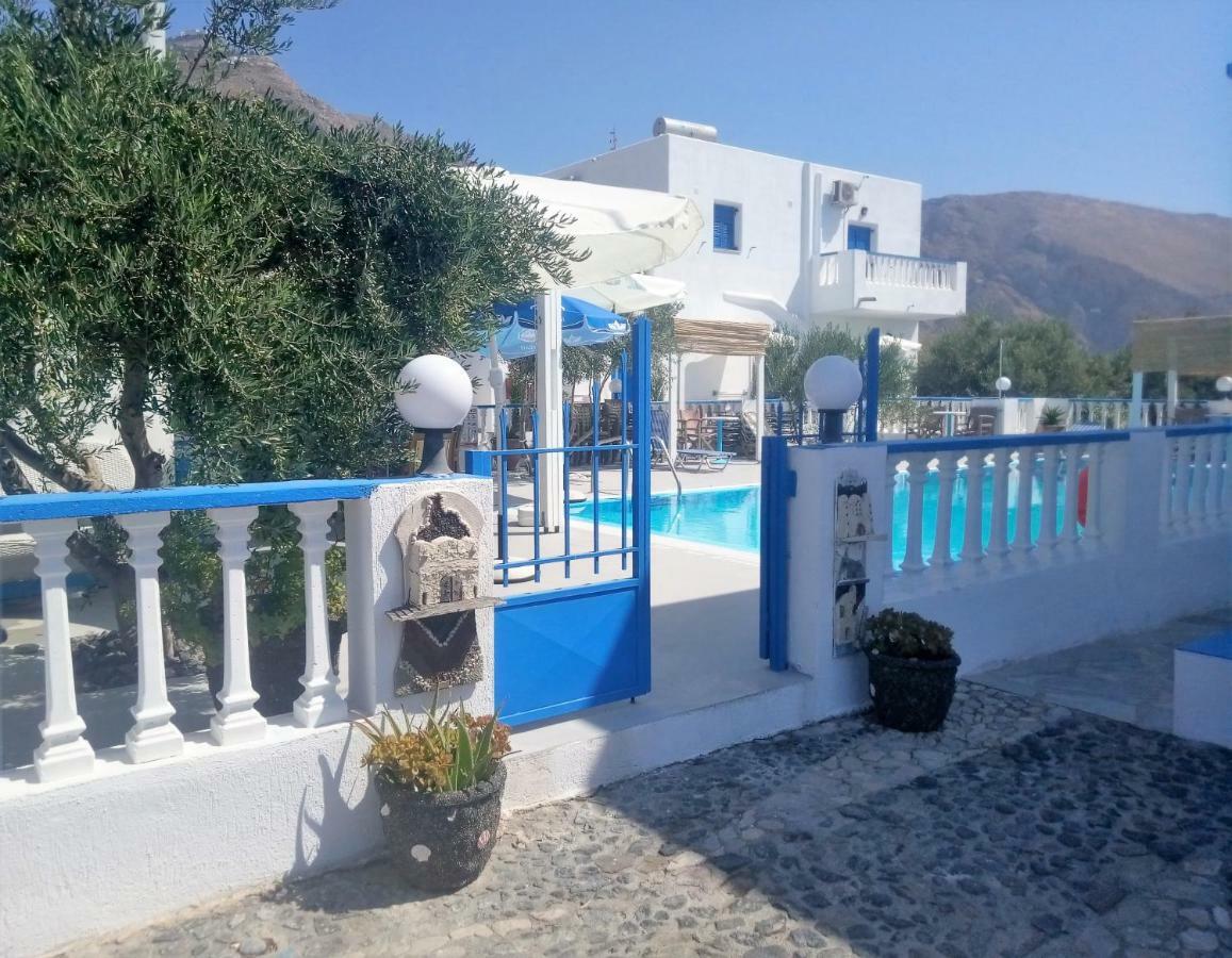 Studios Apartments Kapetanios Perissa  Exterior photo